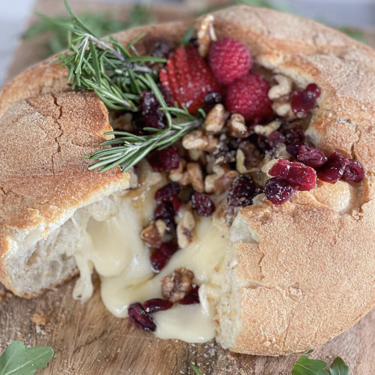 Baked Brie Bread Bowl